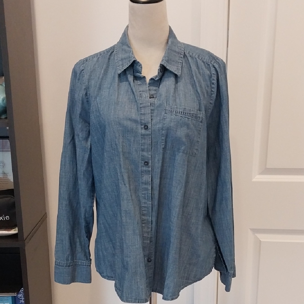 NYDJ Light Chambray Button-Up Shirt - Denim Blue